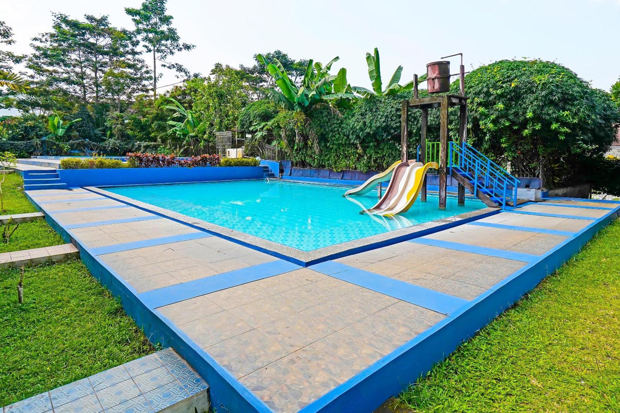 Oyo Life 92835 Maya Adipuri Bandung Exterior foto